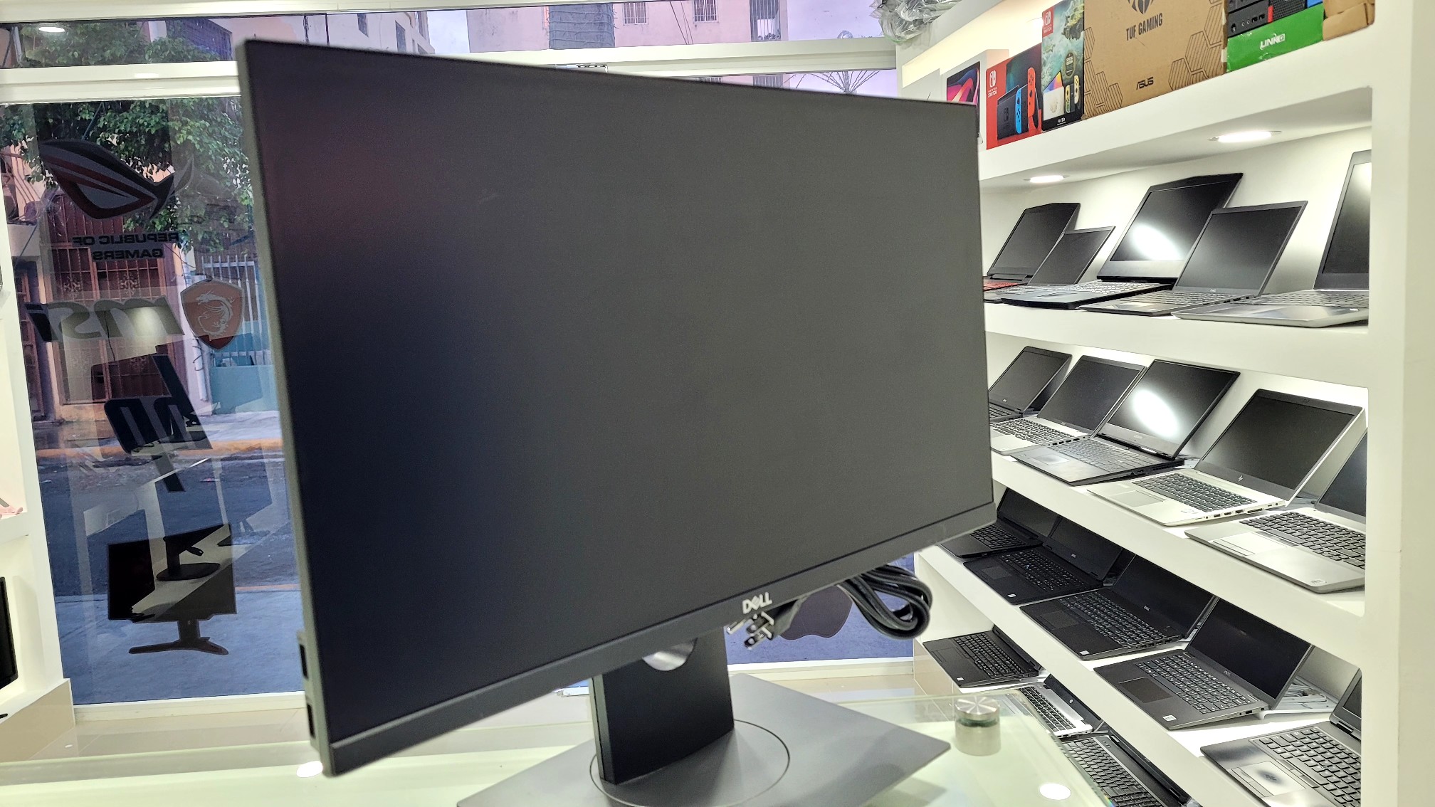 Monitor Dell 24 Pulg Sin Bordes hdmi full 1080p