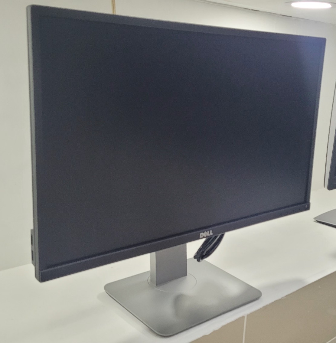 Monitor Dell 27 Pulg full 1080p full usb