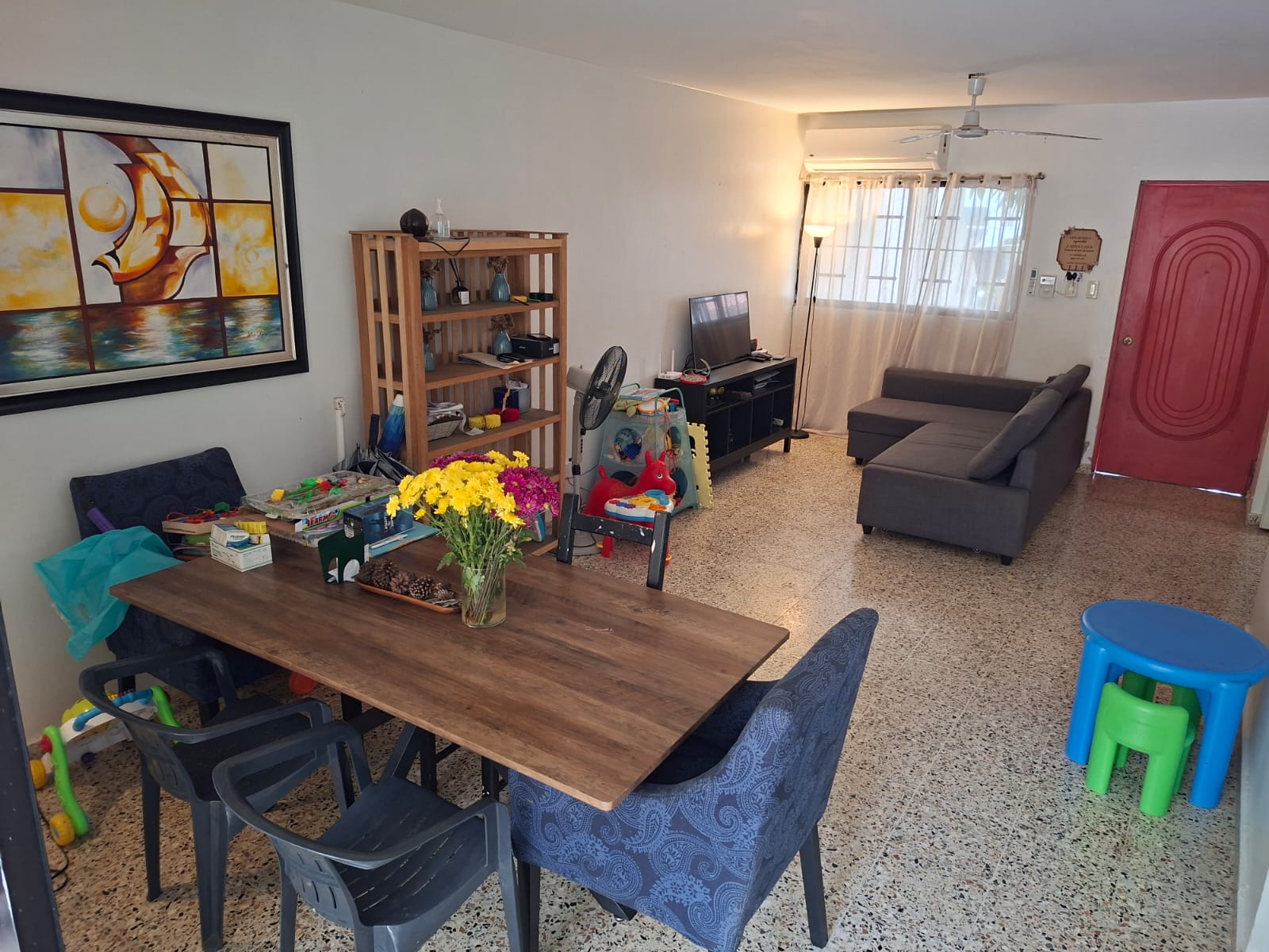 Casa en Venta en Arroyo Manzano Residencial Puerta de Hierro en República Dominicana