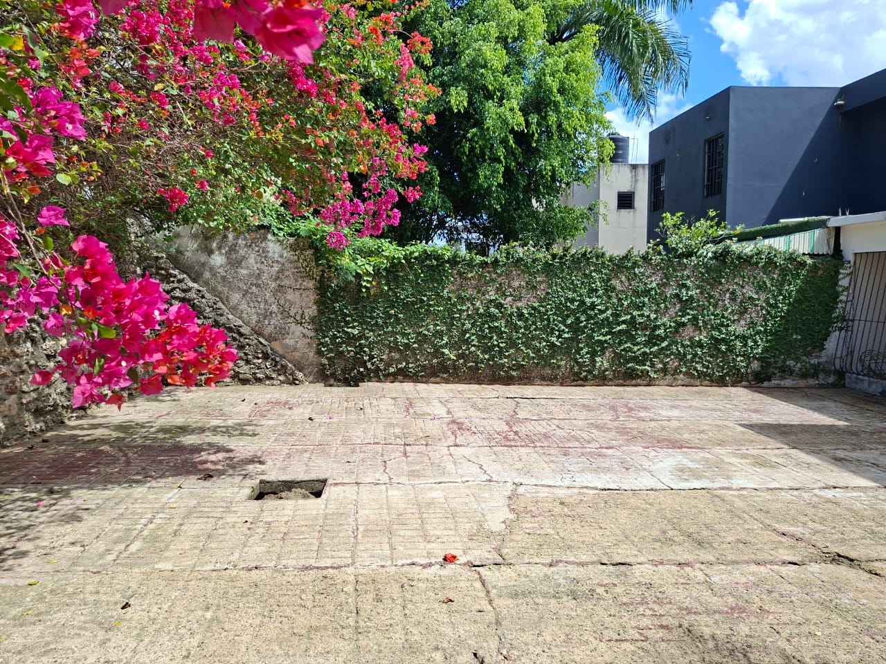 Casa en Venta en Arroyo Manzano Residencial Puerta de Hierro en República Dominicana
