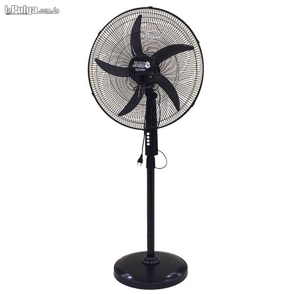 ABANICO Pedestal 18" Grande con 5 Aspas y 3 Velocidades - Alta Calidad en República Dominicana